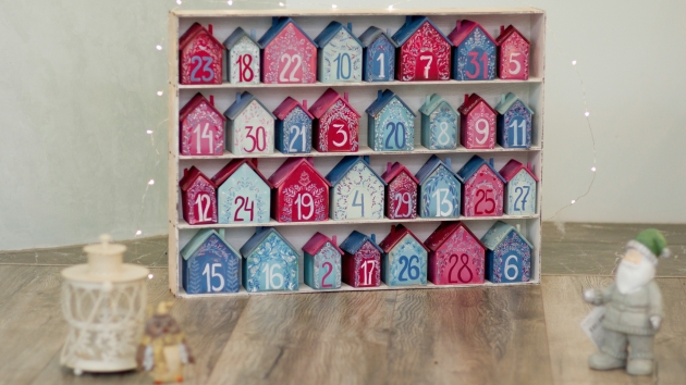 Adventskalender-Anbieter profitieren vom Self-Gifting-Trend - Quelle: Elena Mozhvilo/Unsplash